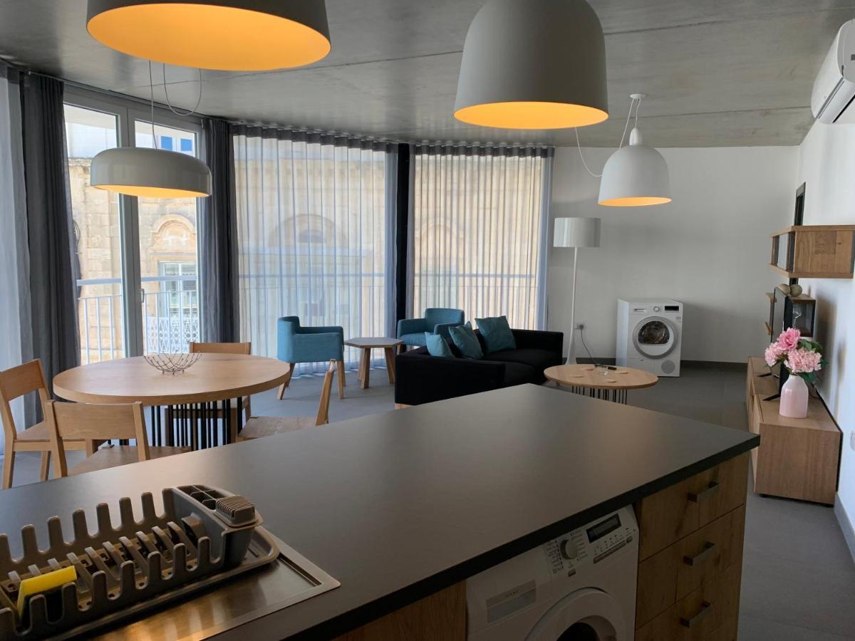 Village Point Apartments 斯利马 外观 照片