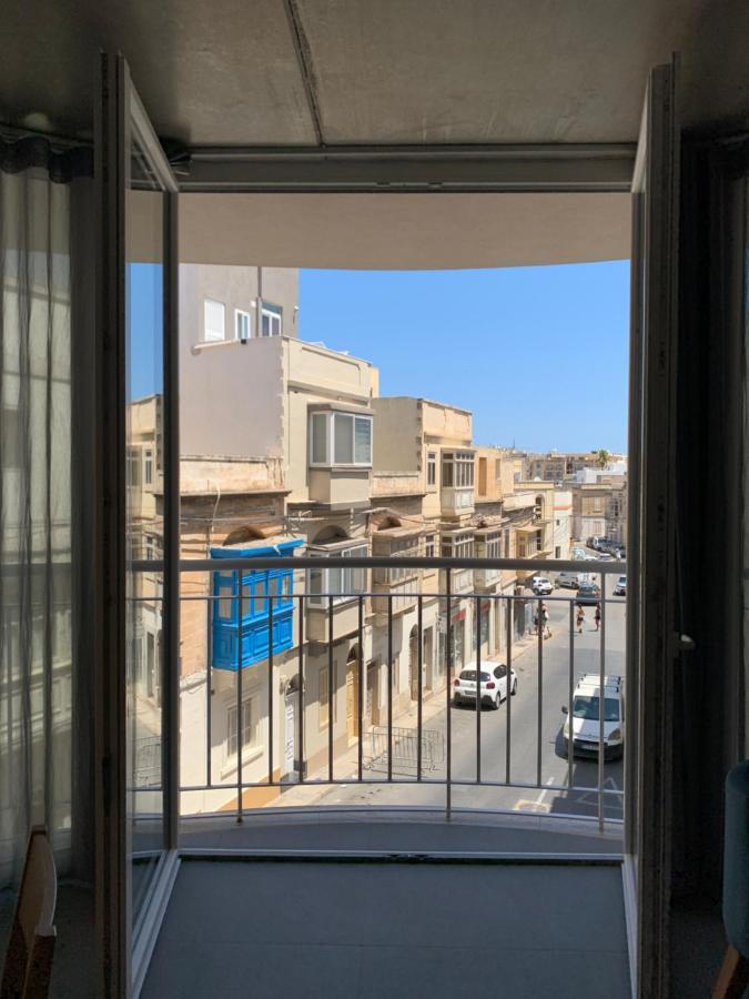 Village Point Apartments 斯利马 外观 照片